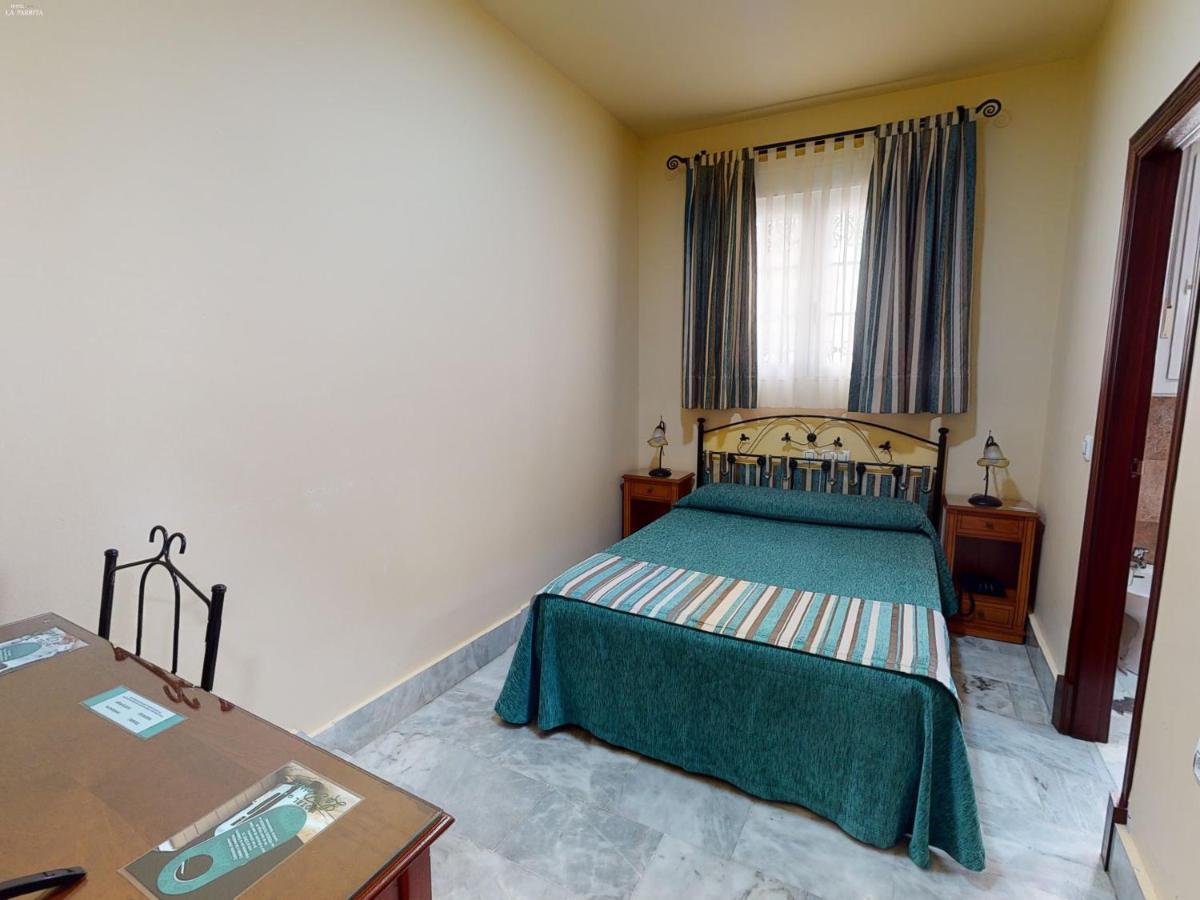 Hotel La Parrita Rota Kültér fotó